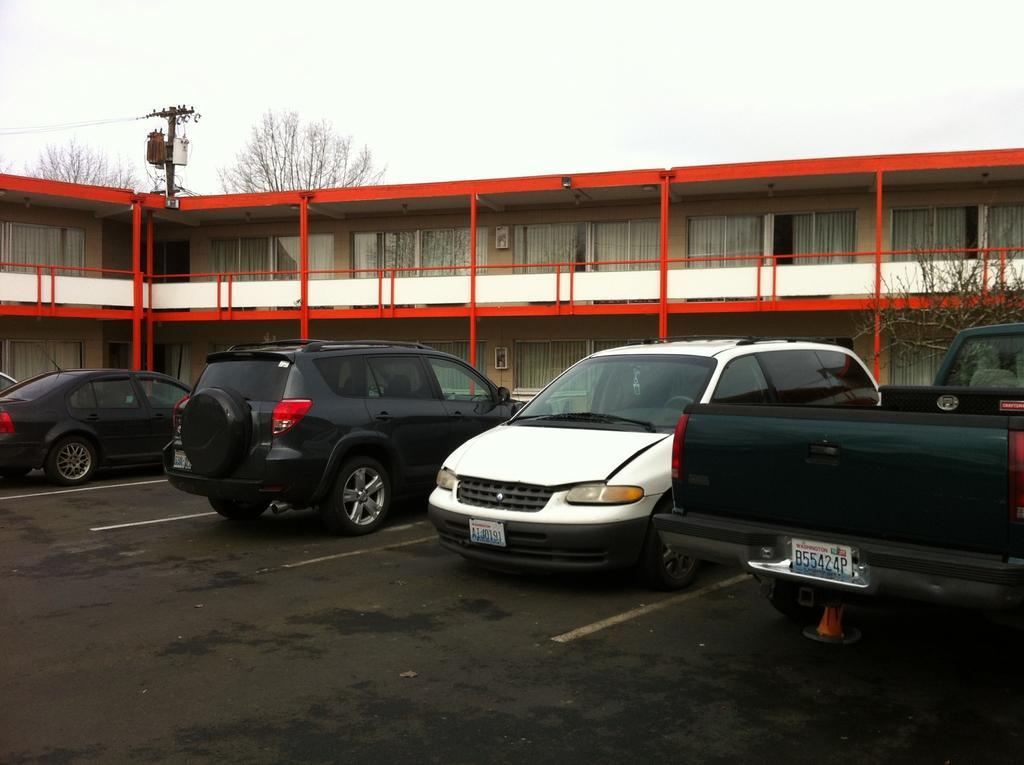 Economy Inn Longview Exterior photo